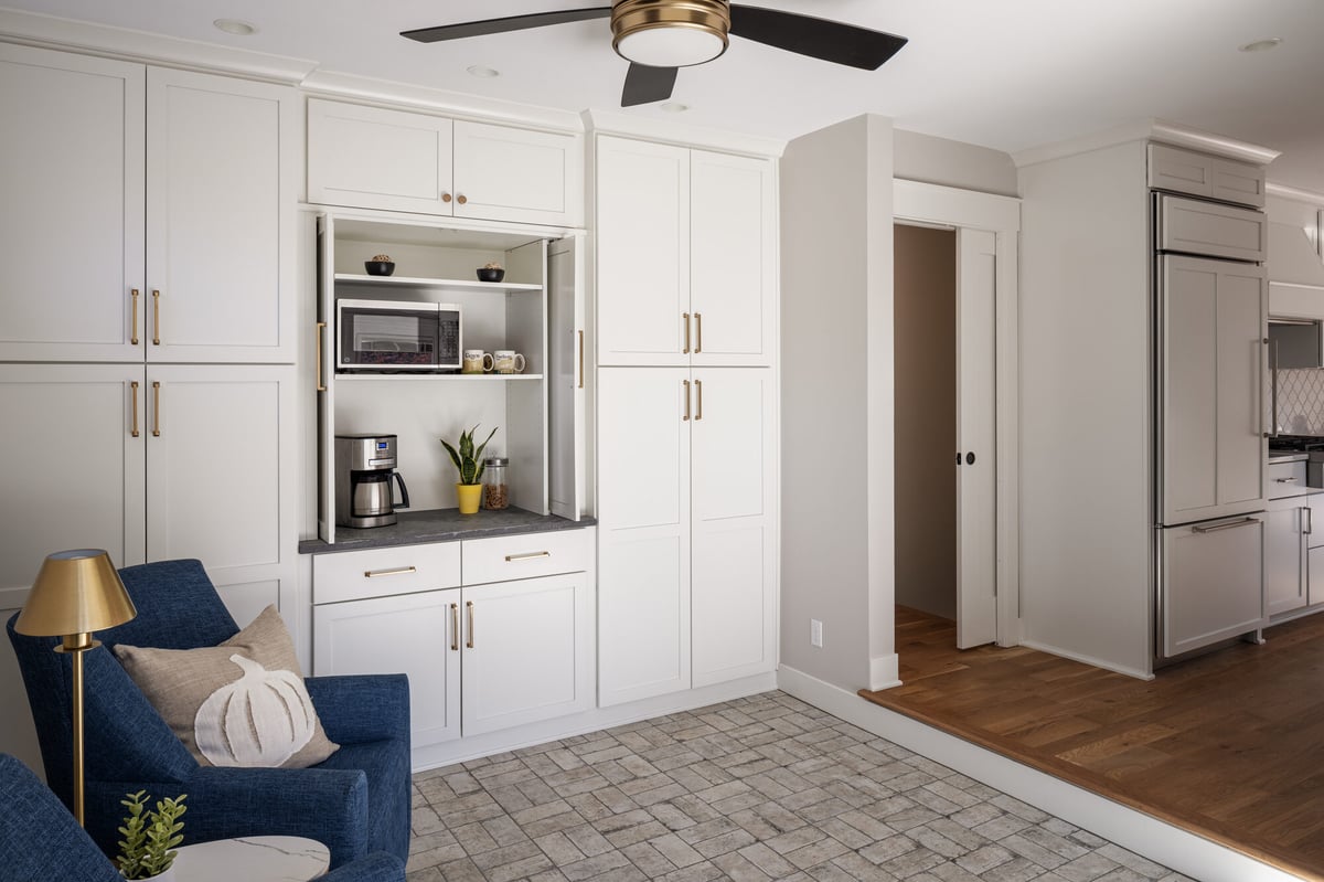 built-in-cabinetry-and-hallway-view-omaha-ne-optimized