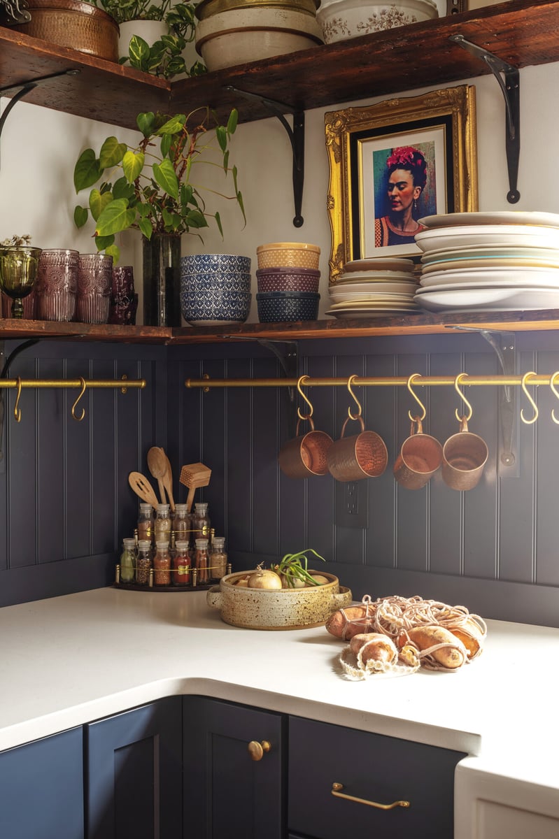 navy-kitchen-corner-with-wood-shelving-omaha-ne-optimized