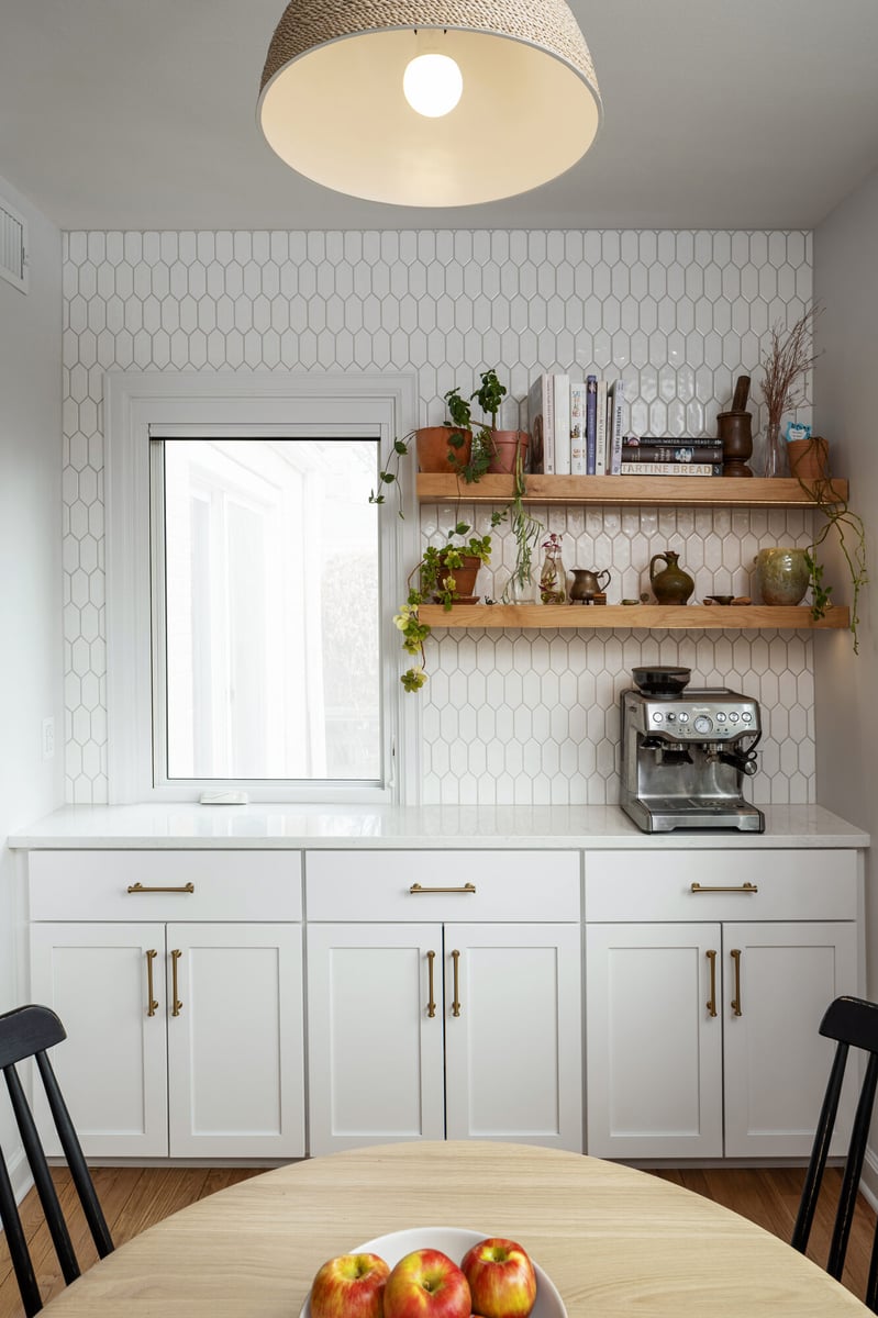 white-kitchen-open-shelving-with-breakfast-table-omaha-ne-optimized