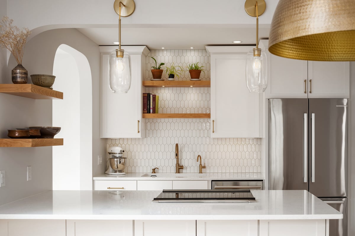 white-kitchen-with-honeycomb-tile-backsplash-omaha-ne-optimized