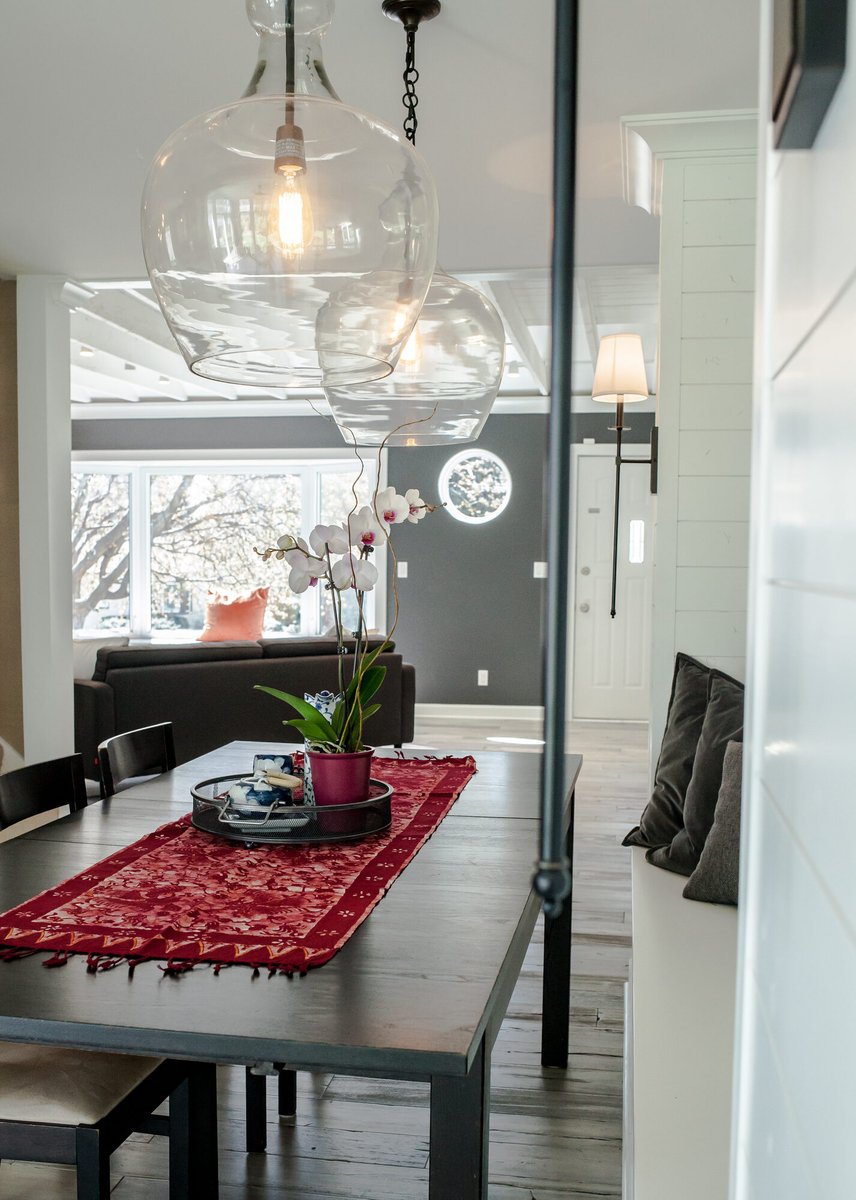 dining-nook-with-globe-pendants-and-red-runner-omaha-ne-optimized