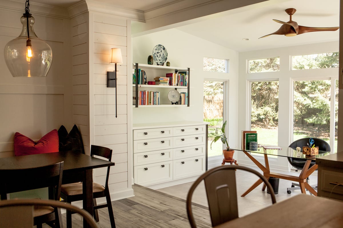 sunroom-dining-nook-with-built-in-buffet-omaha-ne-optimized
