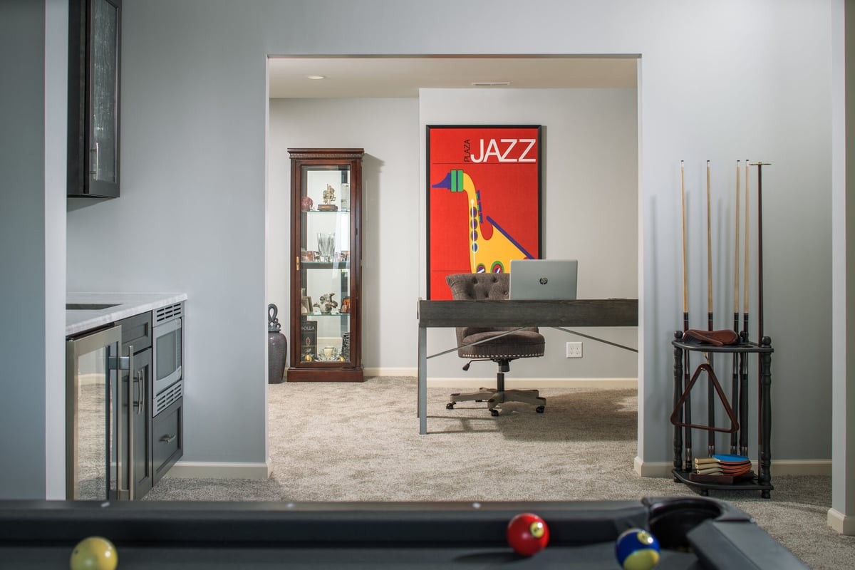 basement-game-room-with-office-and-wet-bar-council-bluffs-ia-optimized