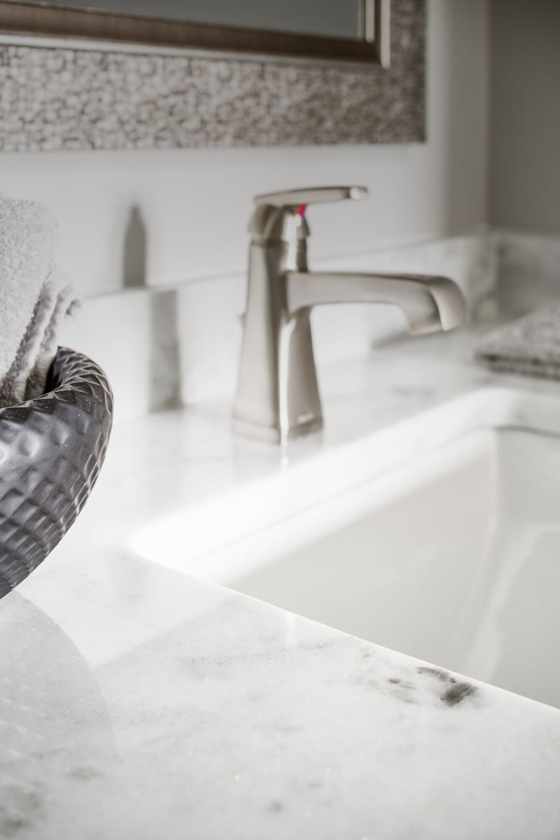 bathroom-faucet-and-marble-countertop-detail-council-bluffs-ia-optimized